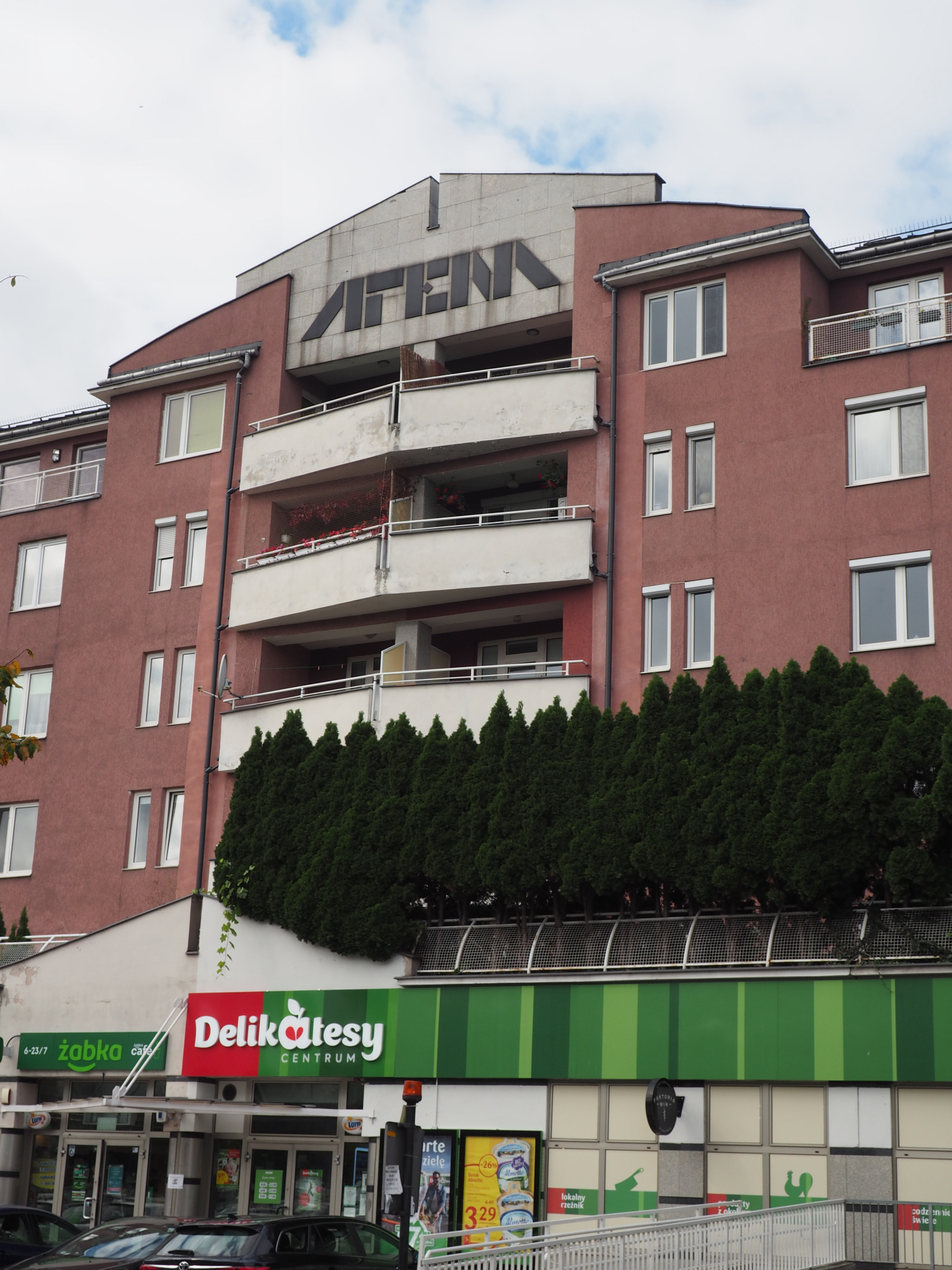 Zdjęcie architektury budynku Budynek mieszkalno-usługowy